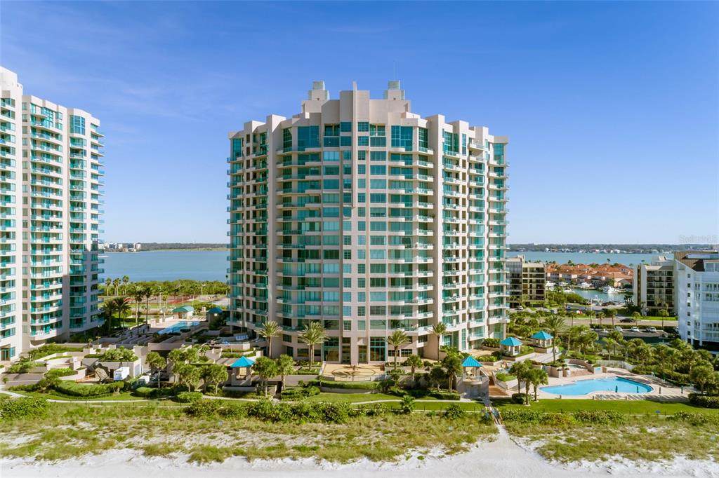 1560 Gulf Boulevard - Photo 1
