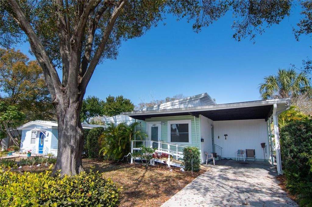 5421 4TH Avenue - Photo 1