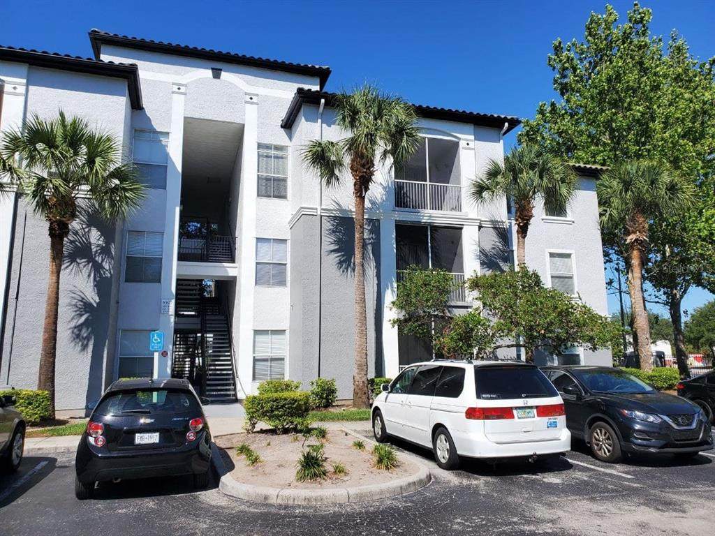 5507 Legacy Crescent Place - Photo 1