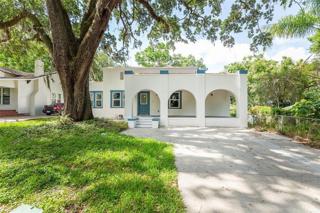 324 Giddens Avenue - Photo 1