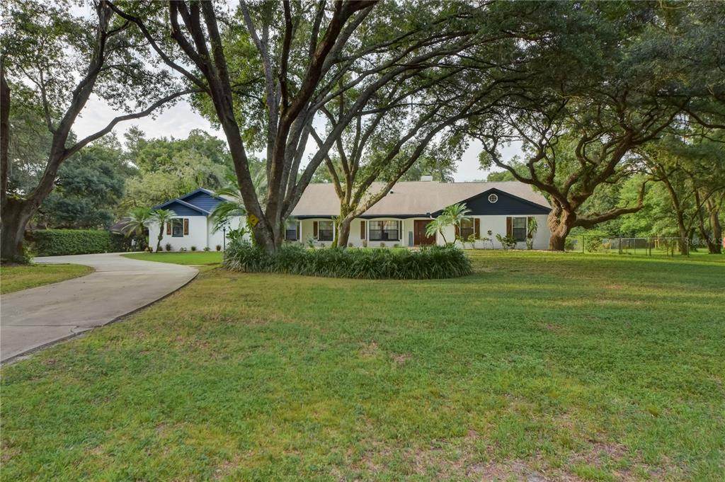 6706 Pemberton Oaks Court - Photo 1