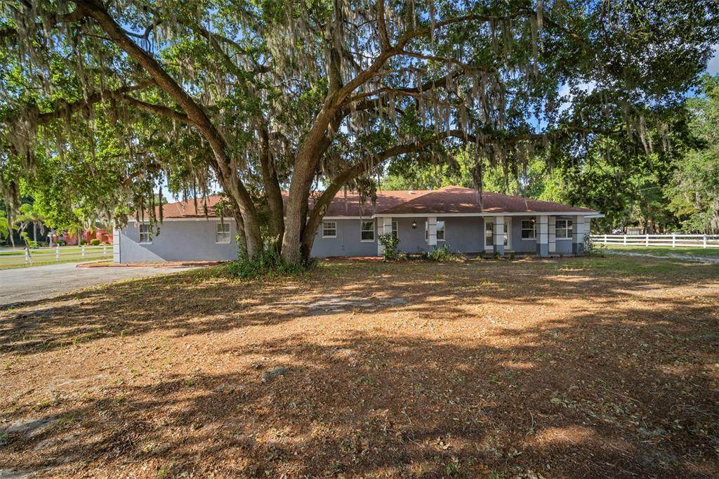 2807 State Road 60 - Photo 1
