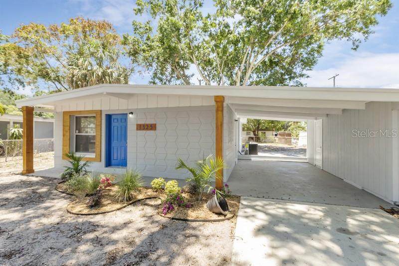 1325 Windsor Way - Photo 1