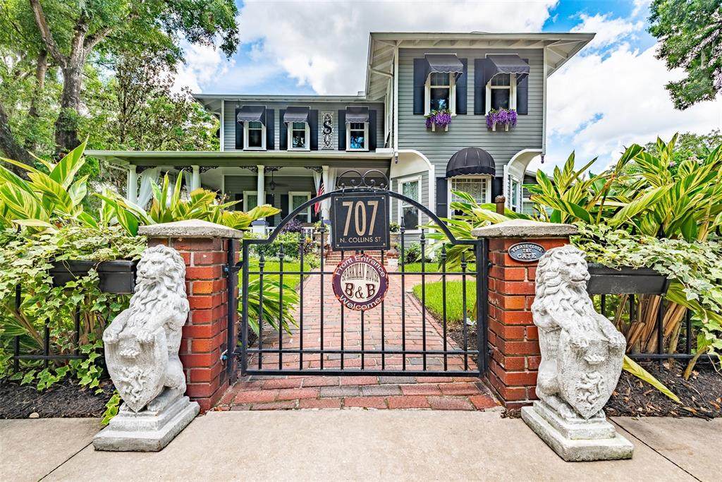 707 Collins Street - Photo 1