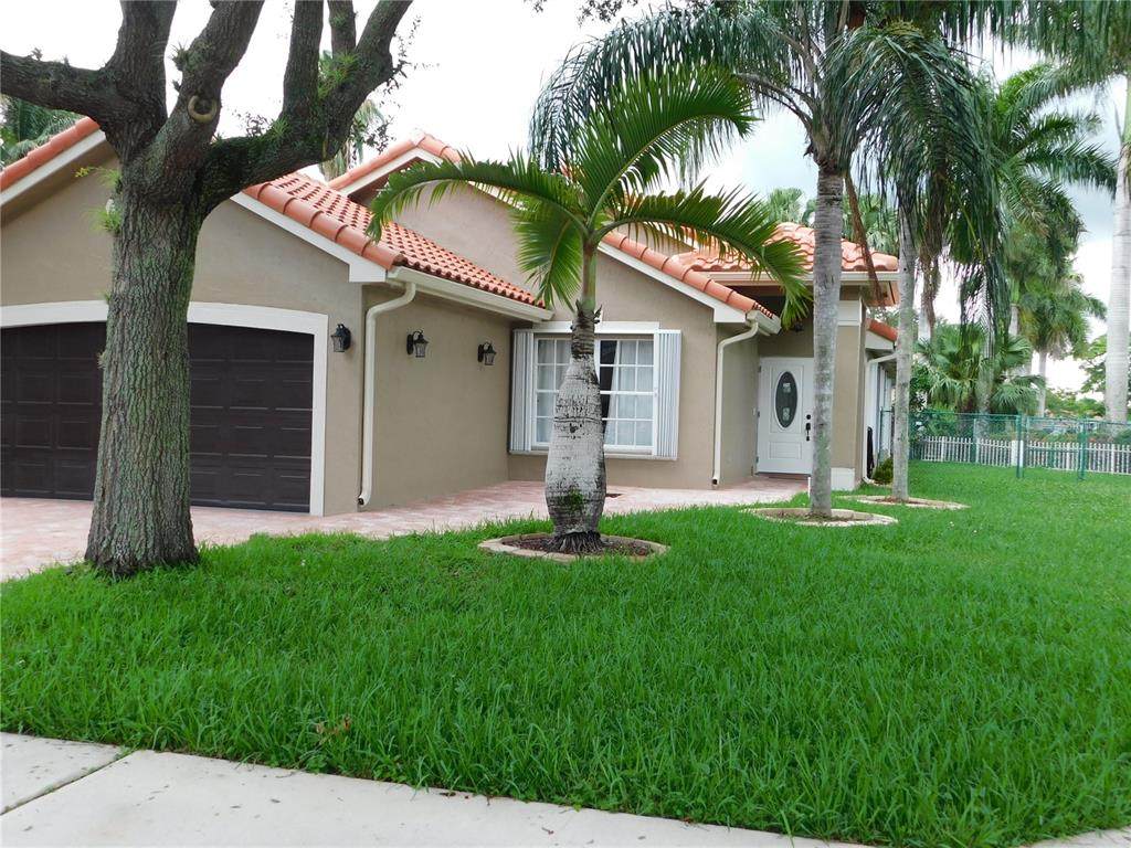 12490 Sw 7Th Place - Photo 1