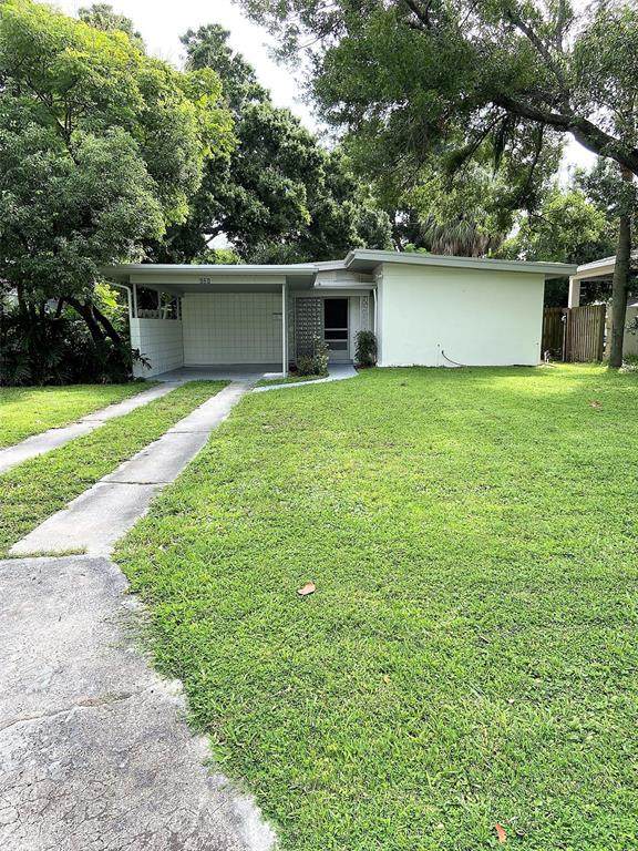 621 Superior Avenue - Photo 1