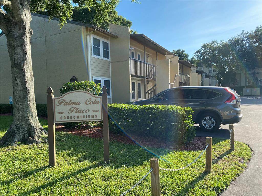 527 Lincoln Avenue - Photo 1