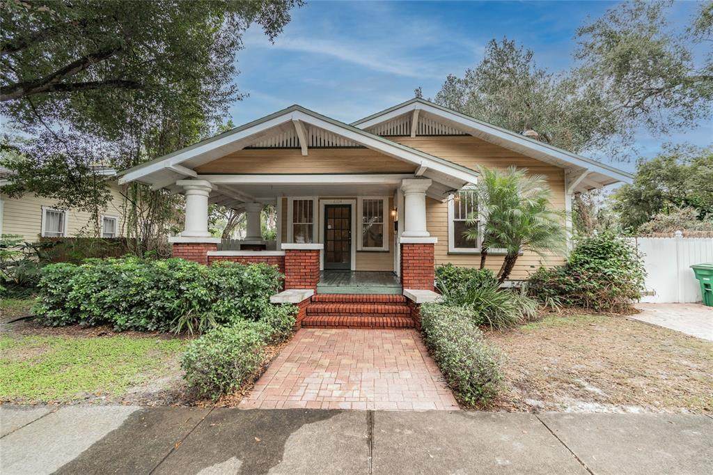 6104 Suwanee Avenue - Photo 1