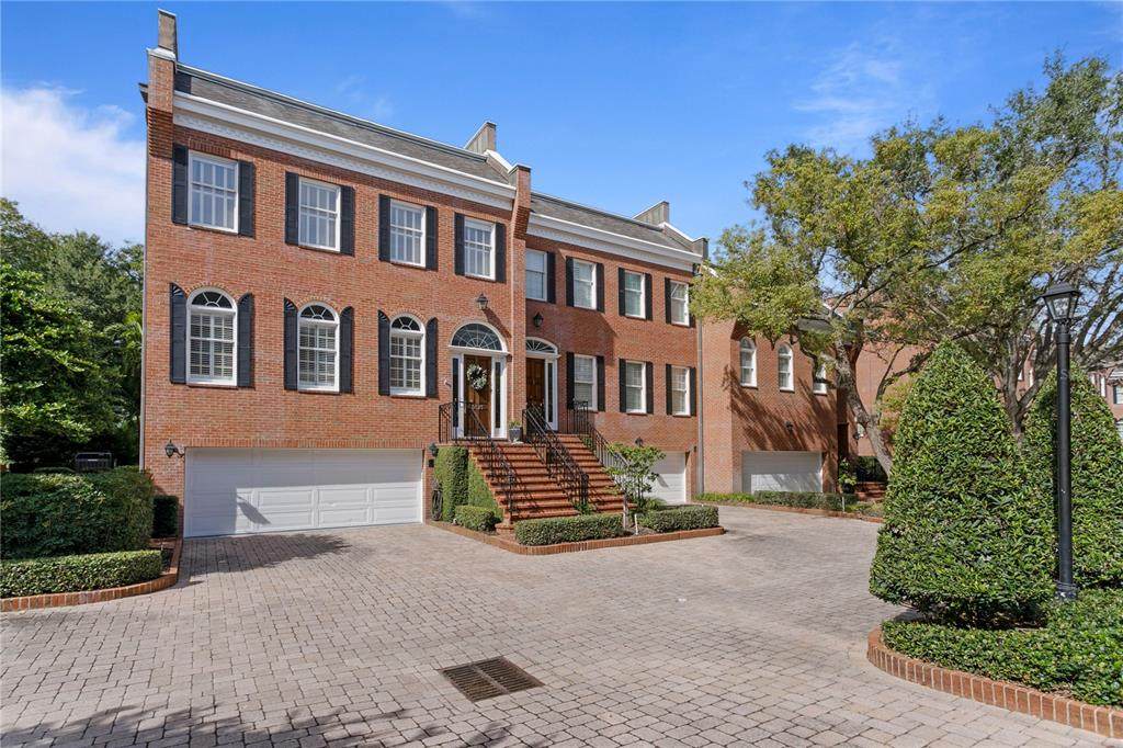 5121 Nichol Street - Photo 1