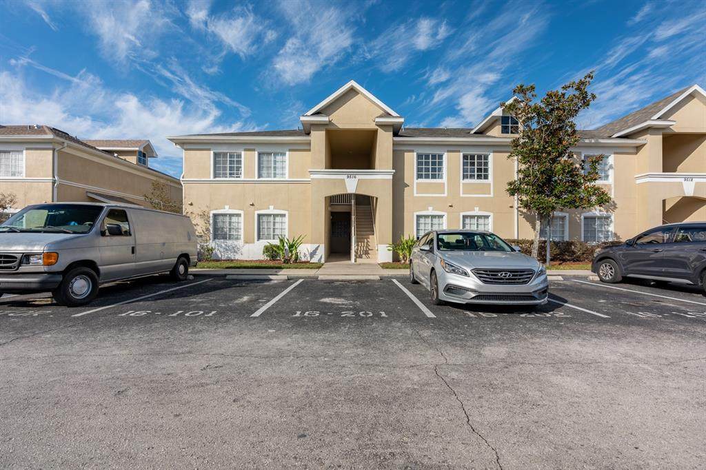 9516 Amberdale Court - Photo 1