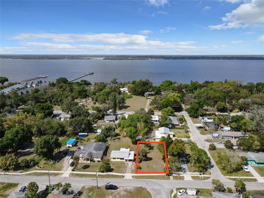 3679 Seminole Avenue - Photo 1
