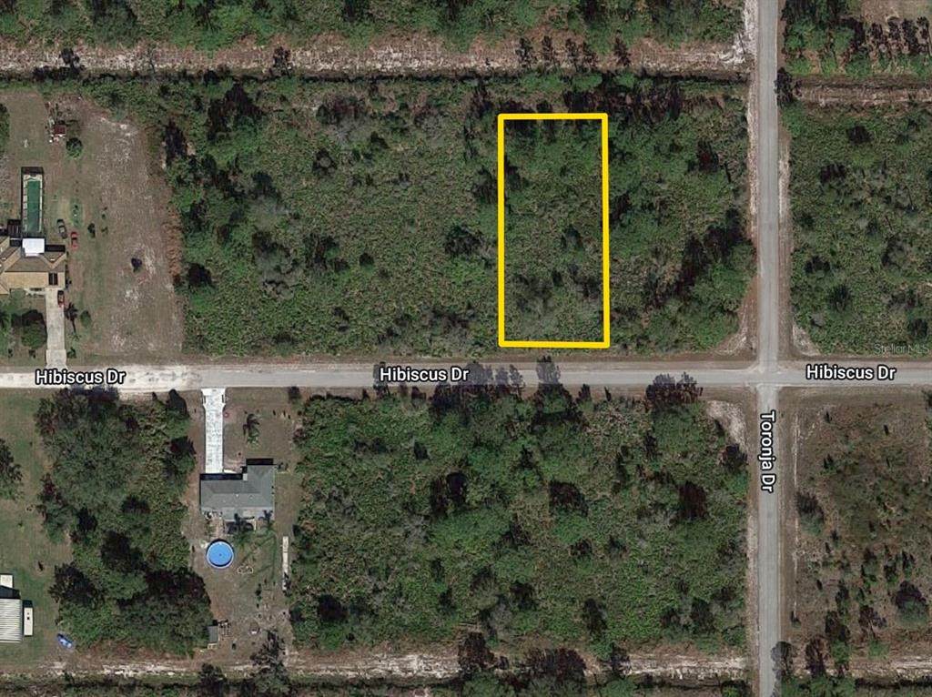 904 Hibiscus Drive - Photo 1