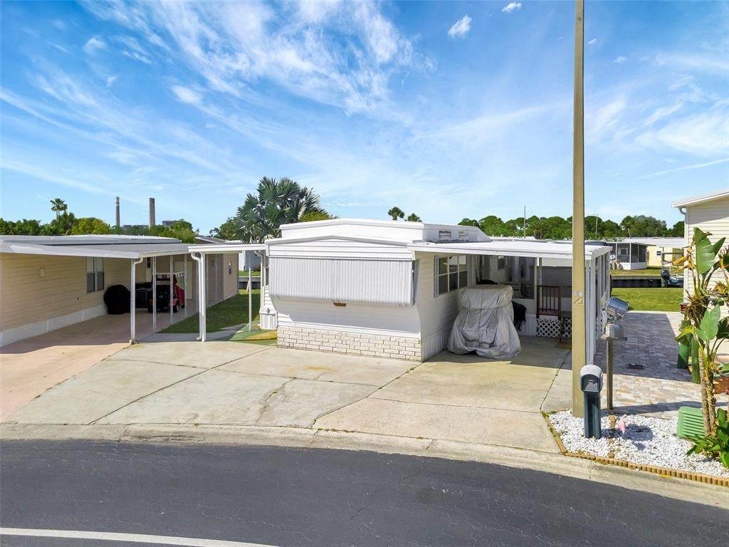 127 Saint Johns Way - Photo 1