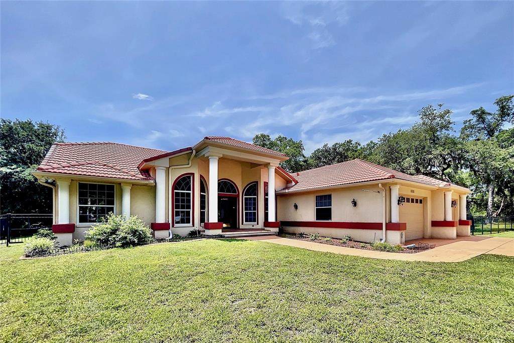 5134 Shorewood Drive - Photo 1