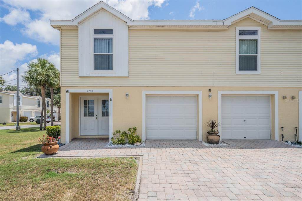 7704 Navigator Court - Photo 1