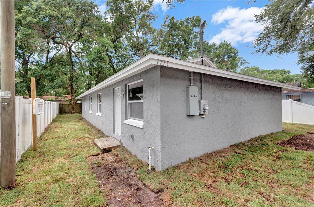 1715 Idell Street - Photo 1