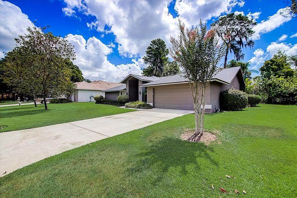 2910 Forest Club Drive - Photo 1