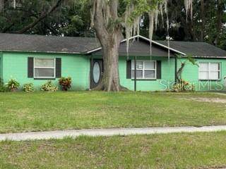 2204 Oakview Lane - Photo 1