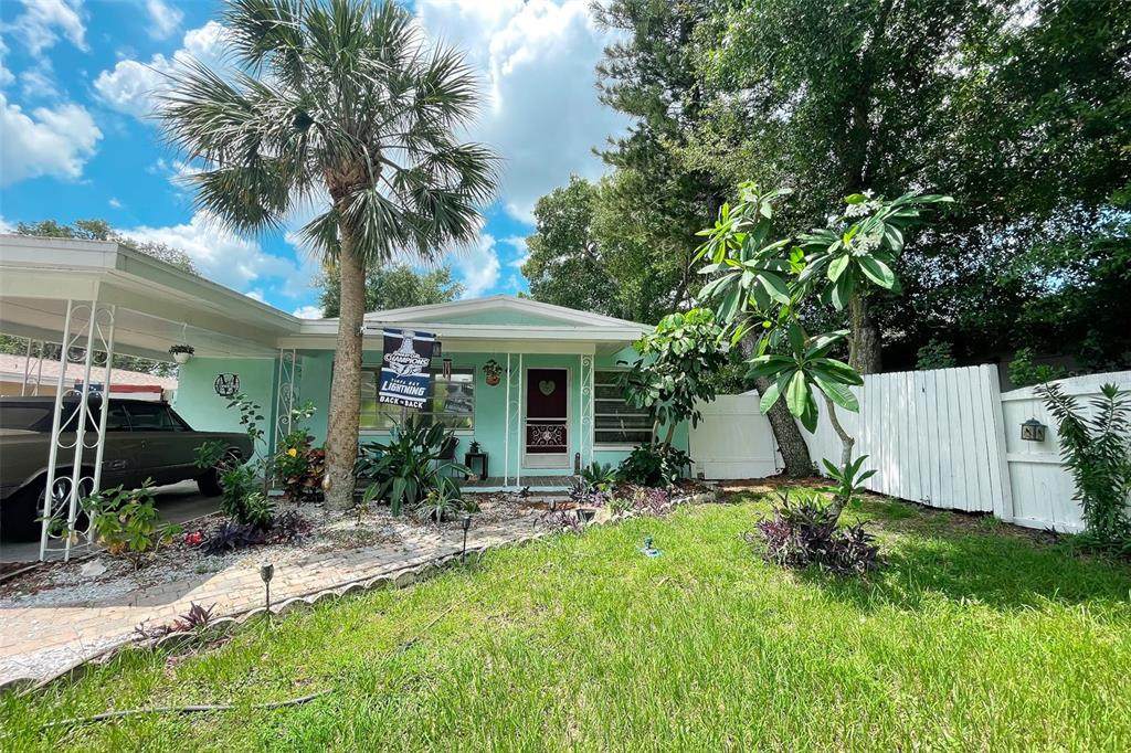 528 Center Street - Photo 1