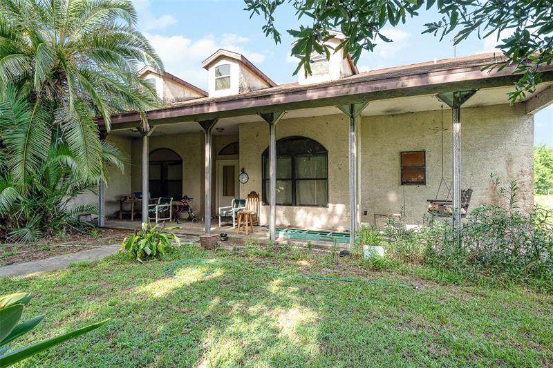 2342 Singleton Avenue - Photo 1