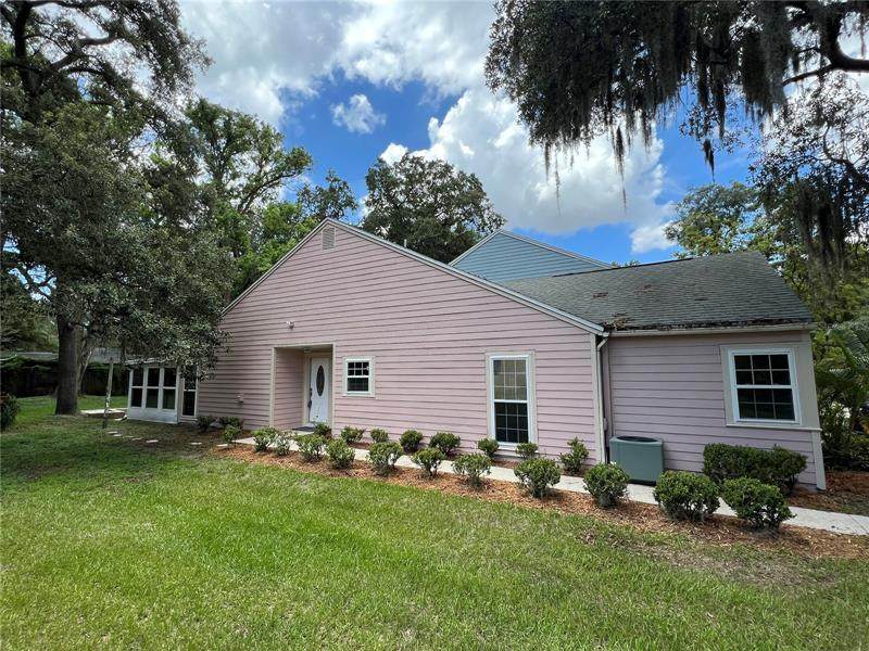 9416 Forest Hills Circle - Photo 1