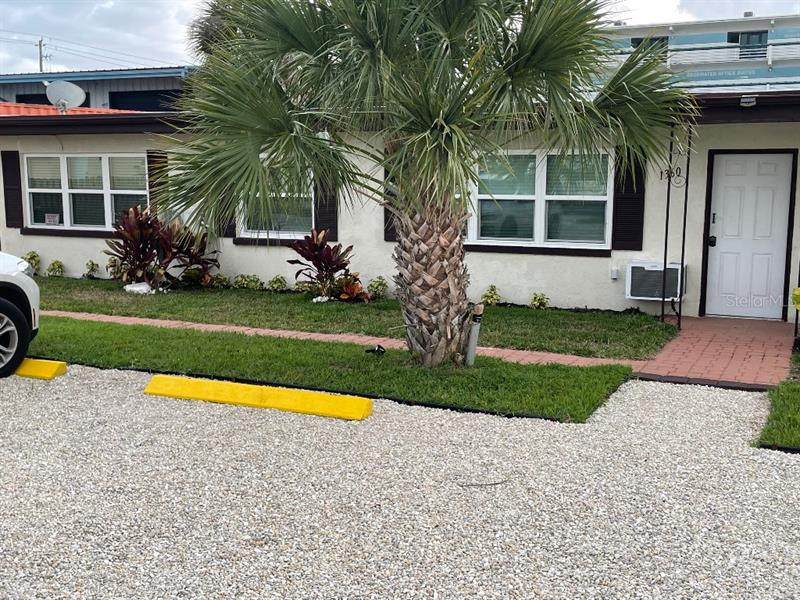 1360 Oxford Drive - Photo 1