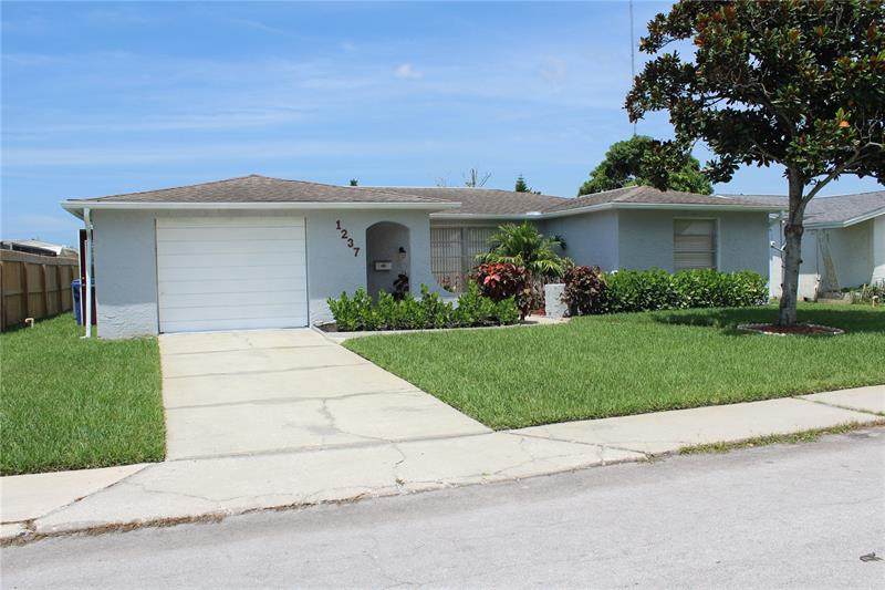 1237 Maybury Drive - Photo 1