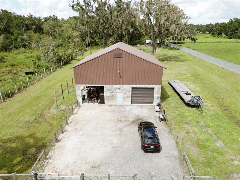 1904 State Road 60 - Photo 1