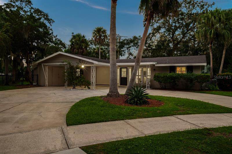 6604 Glades Way - Photo 1