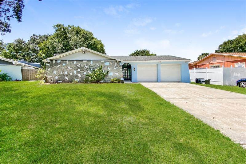 7004 Applewood Court - Photo 1