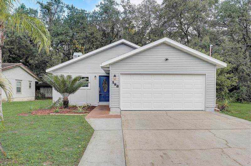 598 Buckingham Avenue - Photo 1
