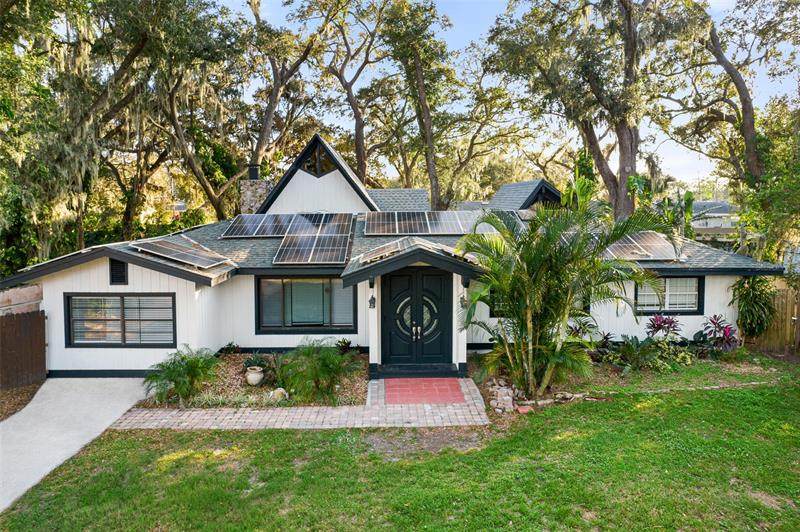 4111 Lake Marianna Drive - Photo 1
