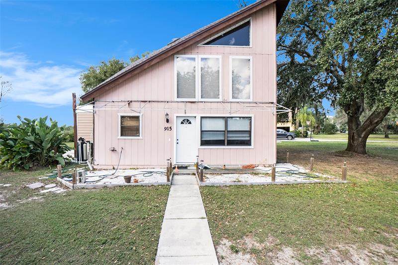 915 Thornburg Road - Photo 1