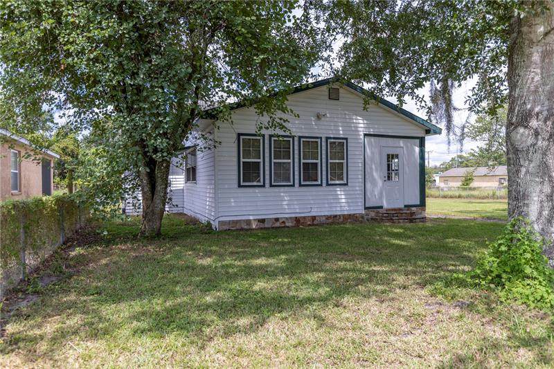 2534 Burns Street - Photo 1