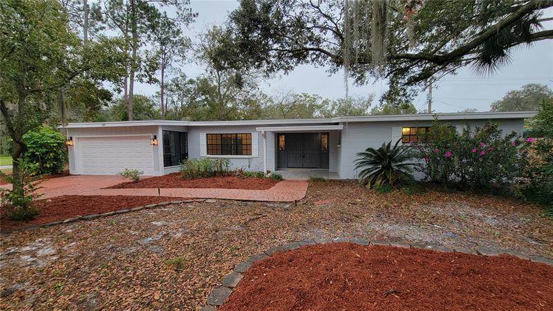 537 Broxburn Avenue - Photo 1