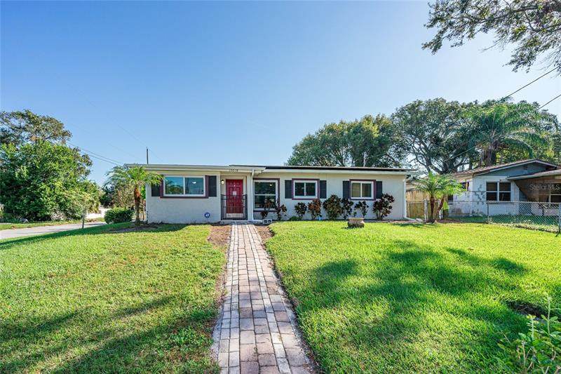 10019 Lola Street - Photo 1