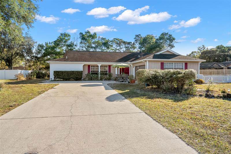 5412 Lloyd Drive - Photo 1