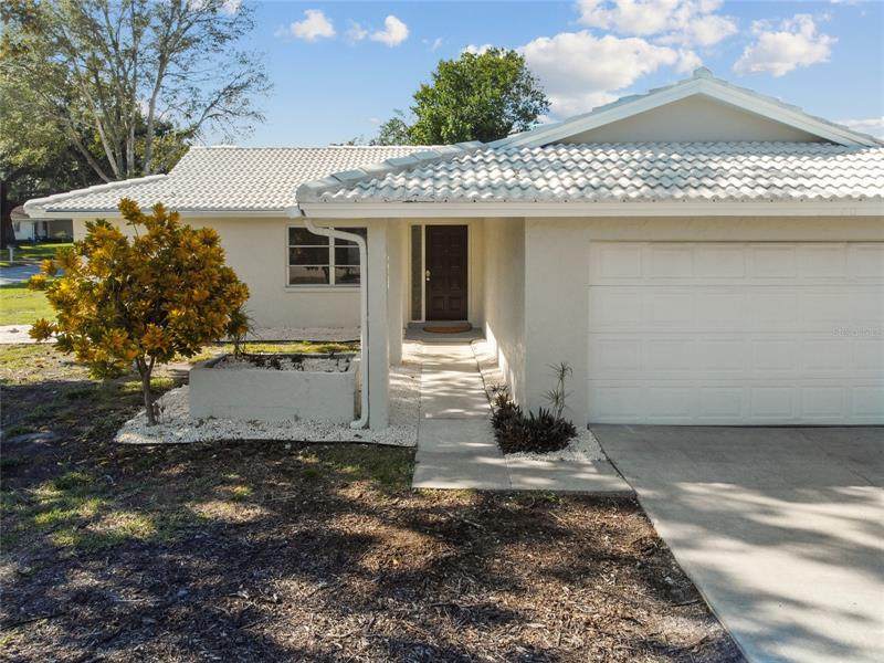 2540 Redwood Circle - Photo 1