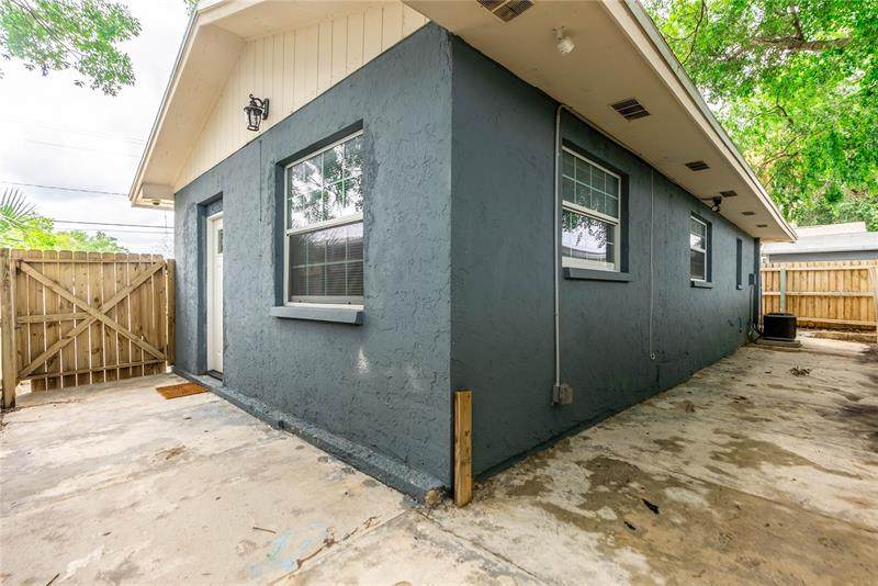 2511 Braddock Street - Photo 1