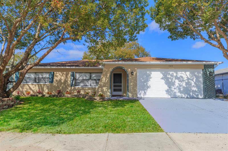 7849 Royal Stewart Drive - Photo 1
