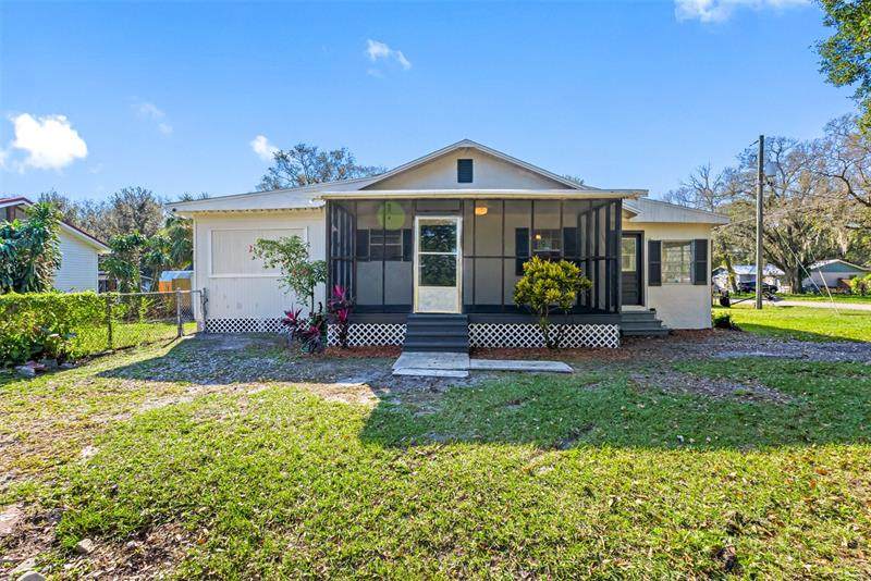 3205 Spillers Avenue - Photo 1