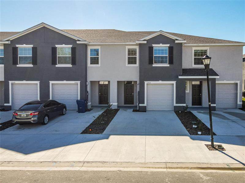 32820 Pez Landing Lane - Photo 1