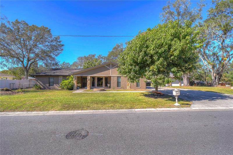 1603 Tangerine Court - Photo 1
