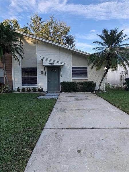 22708 Penny Loop - Photo 1