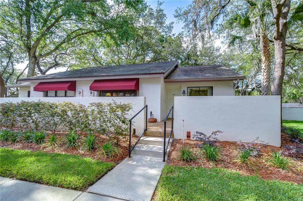 826 Oak Park Place - Photo 1