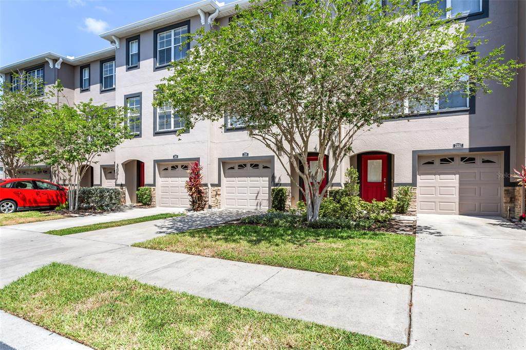 2559 Lexington Oak Drive - Photo 1