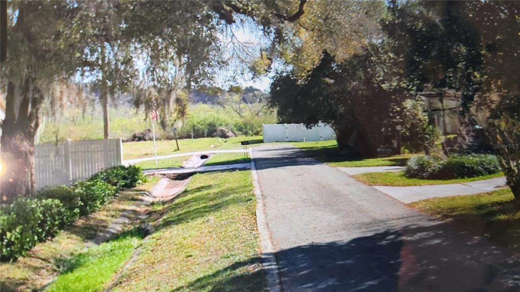 Sunset Avenue - Photo 1