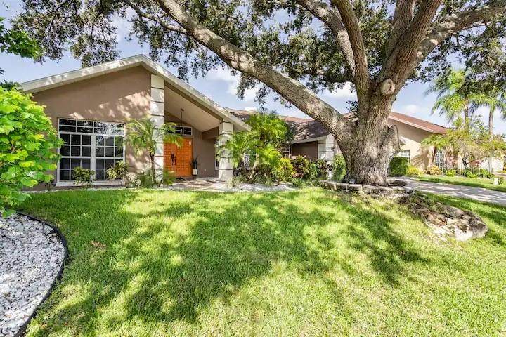 4712 Spring Meadow Lane - Photo 1