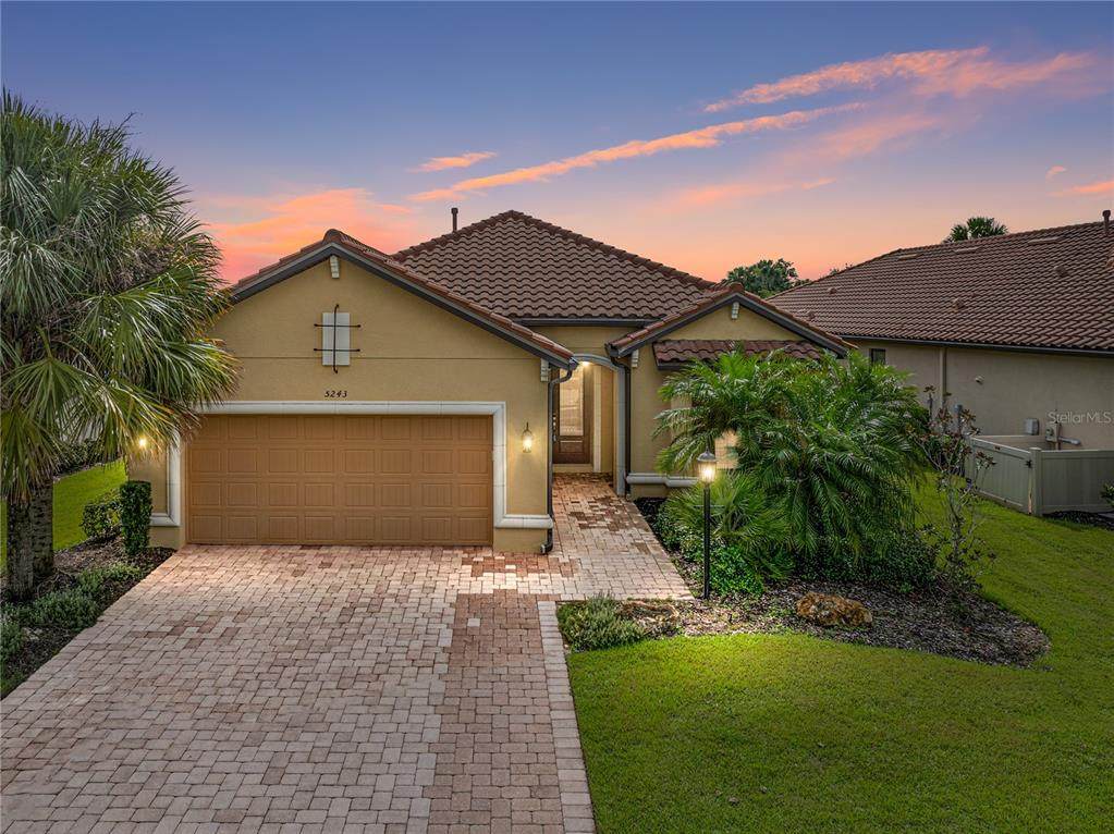 5243 Esplanade Boulevard - Photo 1