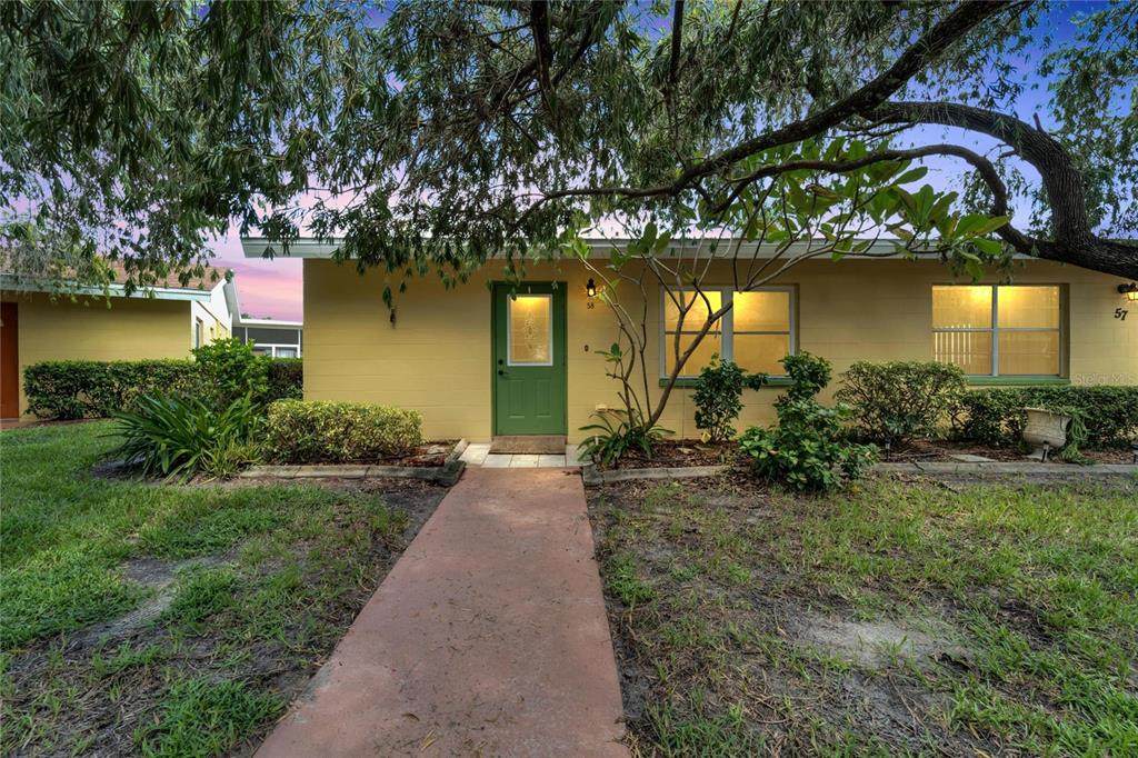 401 Dorchester Place - Photo 1